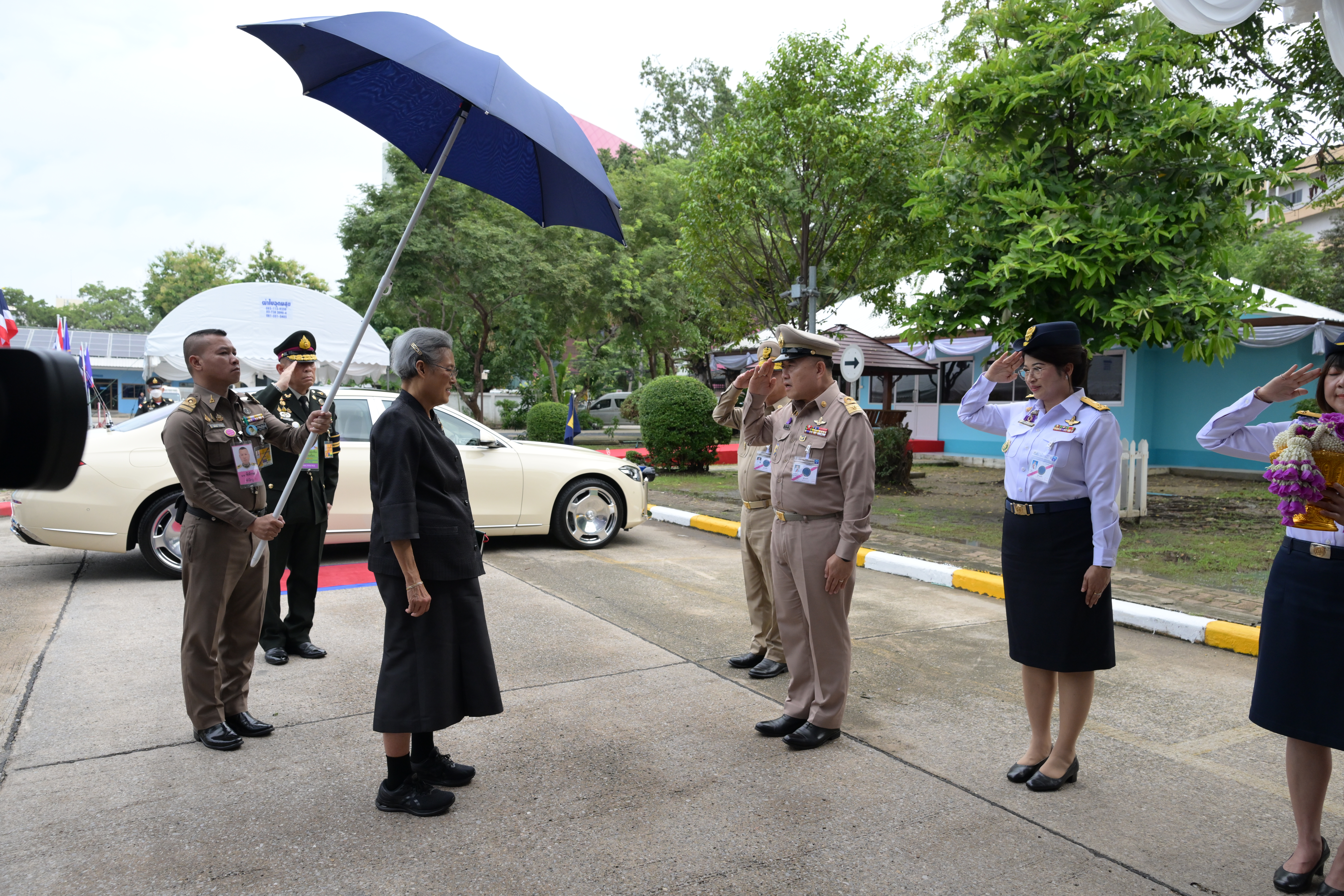 title - สำนักงานการปฏิรูปที่ดินเพื่อเกษตรกรรม ร่วมเฝ้าฯ รับเสด็จ สมเด็จพระกนิษฐาธิราชเจ้า กรมสมเด็จพระเทพรัตนราชสุดาฯ สยามบรมราชกุมารี เสด็จเป็นองค์ประธานเปิดงาน “วันสถาปนากรมประมง ครบรอบ 100 ปี”